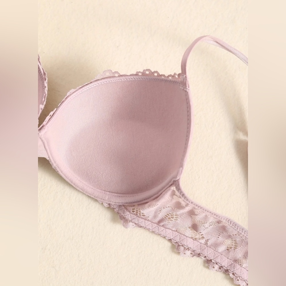 New baby pink lingerie set, padded push up, lace panty 34c - Picture 2 of 2